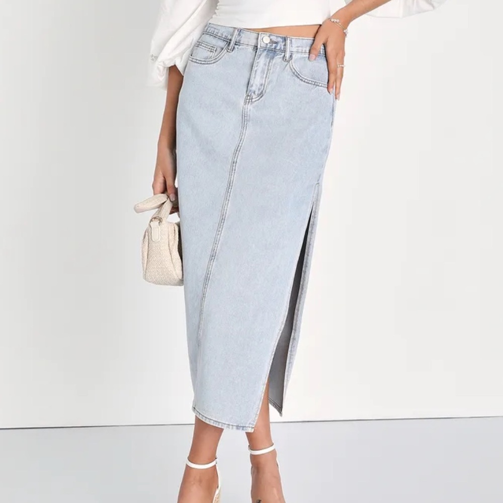Exceptionally Cool Light Wash High-Rise Denim Midi Skirt Sz L